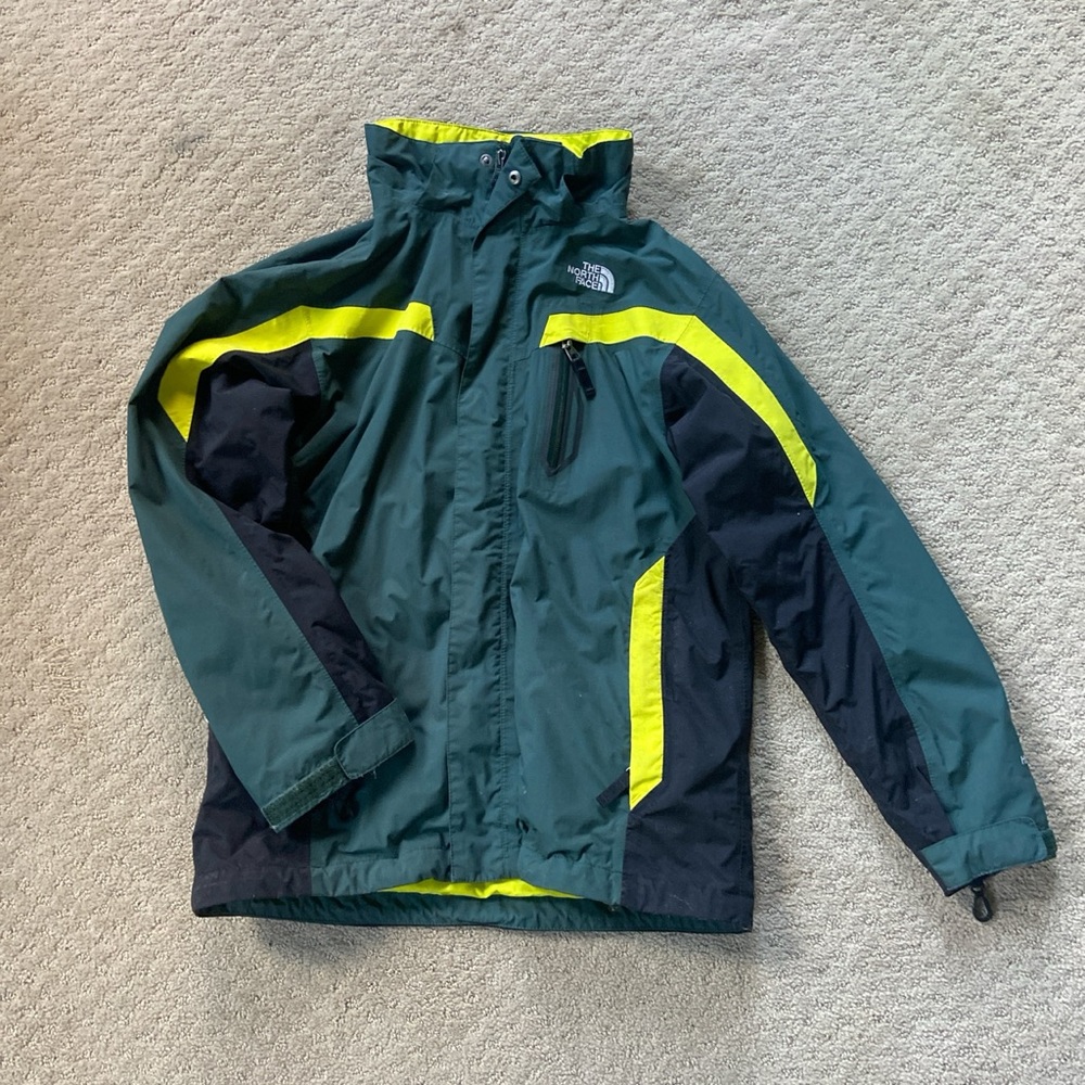 (YL) The North Face shell jacket